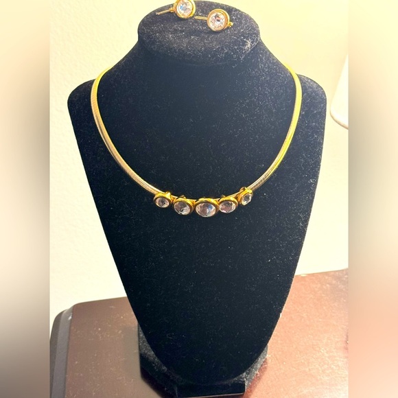 Vintage Swarovski Swan Set Signed Collar Necklace Earrings Bezel Crystals - Picture 1 of 7